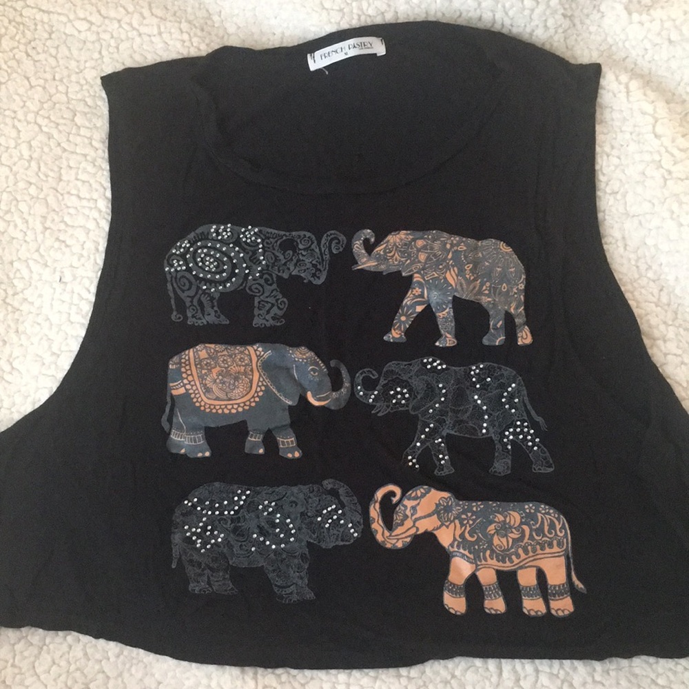 Muscle tank shirt